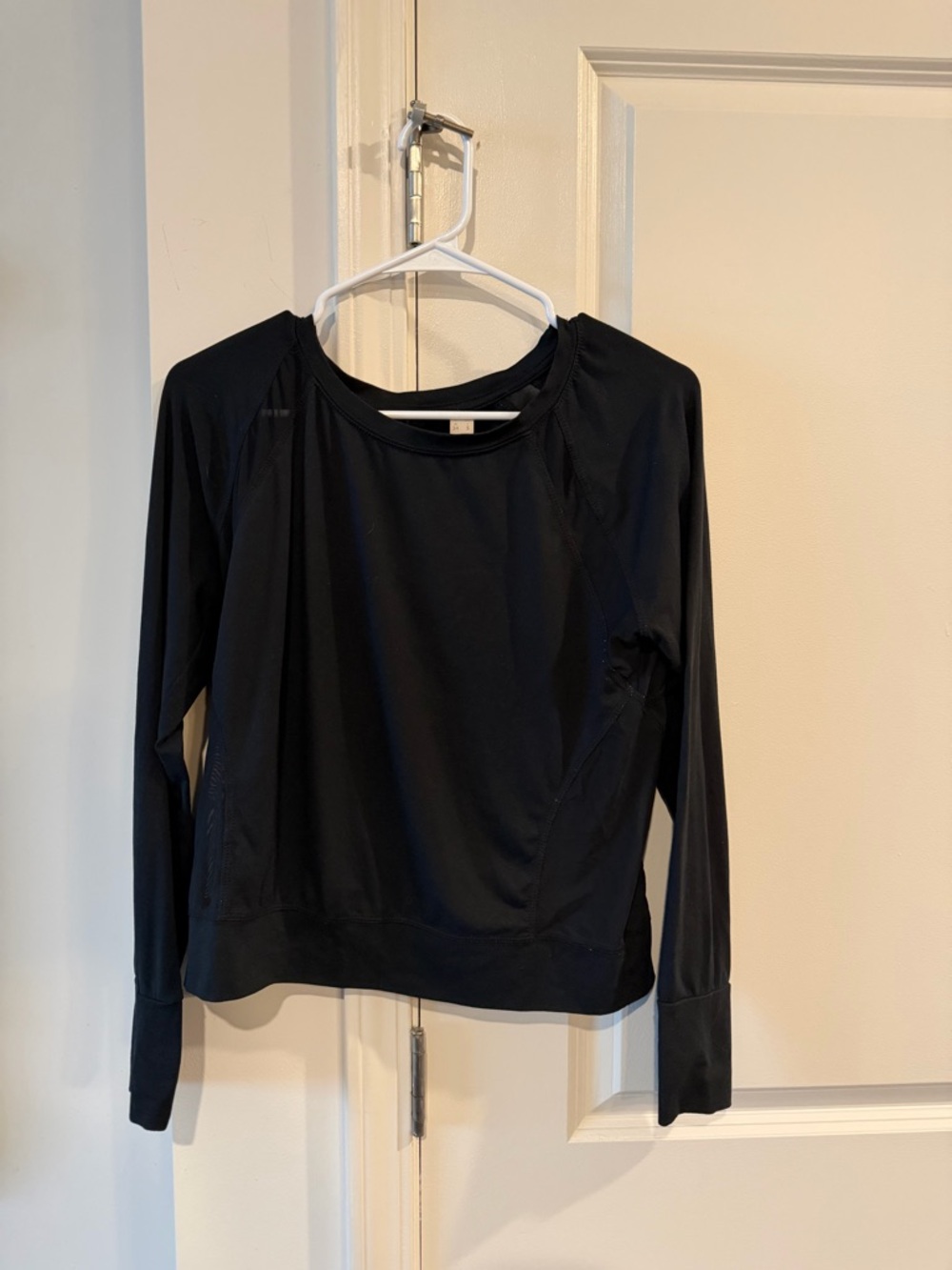 Marika Black Long-Sleeve Athletic Top